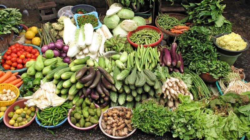 खुद्रा व्यापारीहरूले तरकारीको मूल्य मनपरी रूपमा लिन थाले