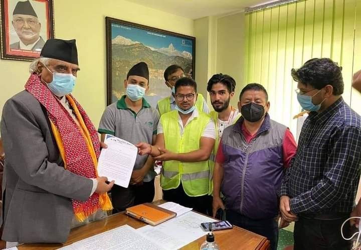 सांसद र मन्त्रीले सरकारी अस्पतालबाट स्वास्थ्य सेवा लिनुपर्छः हाम्रो परिवर्तन नेपाल